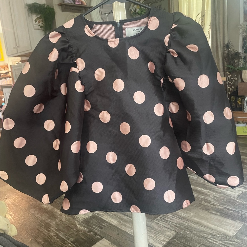 One Teaspoon Extravagant Puff Sleeve Black & Pink Oversized Blouse, NWT, SIZE S